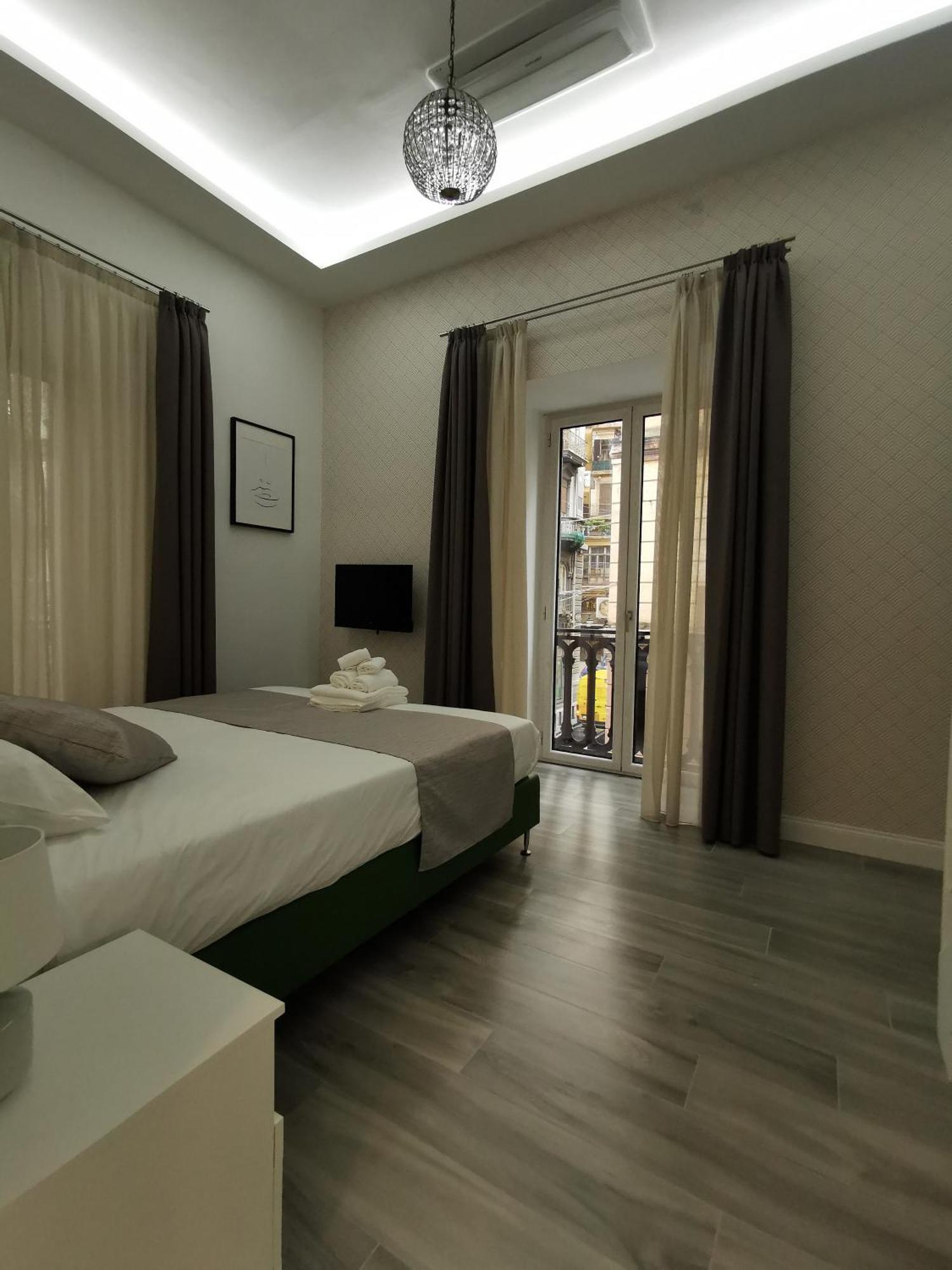 Duomo Platinum Apartments Napoli Phòng bức ảnh